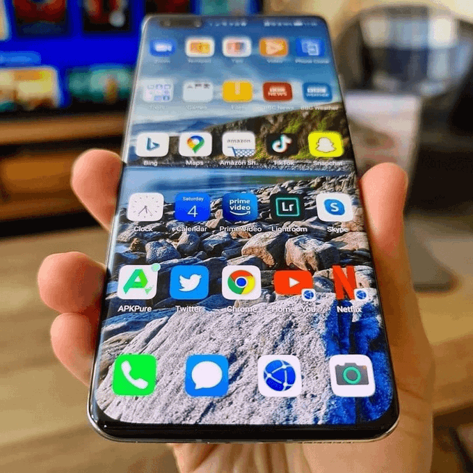 sanchoyai's tweet photo. I'm surprised by how many people use pointless apps on their smartphones.

Here are 15 apps you need but didn't know about : https://t.co/fFoK5KZe4C