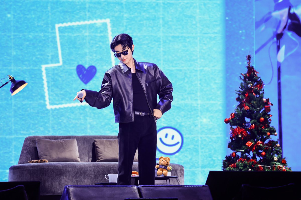 SOLEUENT's tweet photo. เก็บตกบรรยากาศน่ารักๆ ใน  HWANG IN YOUP FANMEETING TOUR [IN LOVE] in BANGKOK 🇹🇭
ขอขอบคุณไฮลี่ทุกท่านที่มาร่วมฉลองส่งท้ายปี ไปกับฮวังอินยอบ และ Sole U ค่ะ หวังว่าจะได้รับการสนับสนุนอย่างอบอุ่น จากแฟนๆในโอกาสต่อไป 

GROUP PHOTO สามารถ ดาวน์โหลดได้แล้วที่: https://t.co/R3rRLJG69p
ตั้งแต่วันนี้ จนถึง 31 มกราคม 2568 เวลา 23.59 น. (GMT+7)

Check out your photos at: https://t.co/R3rRLJG69p
until at 31 January 2025 11:59 P.M. (GMT+7)

ติดตามข้อมูลข่าวสารได้ที่
FB/IG/X : SOLE U ENT
#HIY_IN_LOVE_BKK
#IN_LOVE #HWANGINYOUP #황인엽
#KNSTUDIO #ACCOMPANY #SOLEUENT