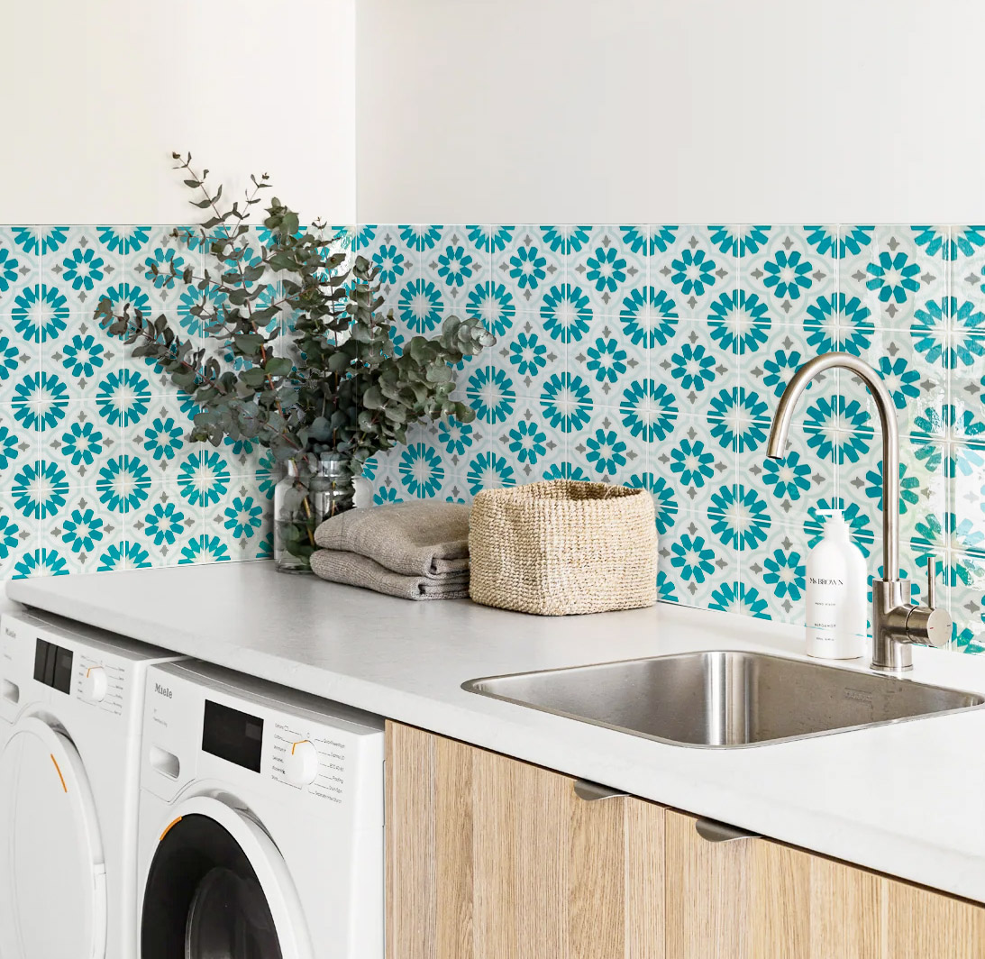 Fancyfix16015's tweet image. Transform your kitchen, bathroom, or living space with minimal effort! Peel and stick tiles give you that premium look without the premium cost.
#fancyfix #PeelAndStickTile #DIYHomeDecor #HomeImprovementMadeEasy #TileTransformation #BudgetFriendlyDecor