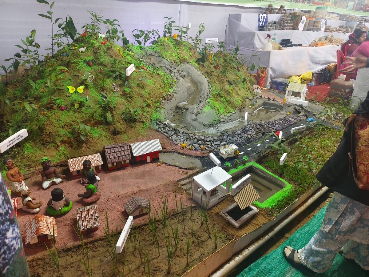 DfoSundargarh's tweet image. Model of livelihood and forest protection activities, done under #OFSDP-II by Sumdargarh Forest Division, displayed at Jatra-2025 (Sundargarh District Festival) &amp;amp; Pallishree Mela.
@CMO_Odisha @ForestDeptt @pccfodisha @DMSundargarh @spsundargarh @ormas_odisha @RourkelaRc79045
