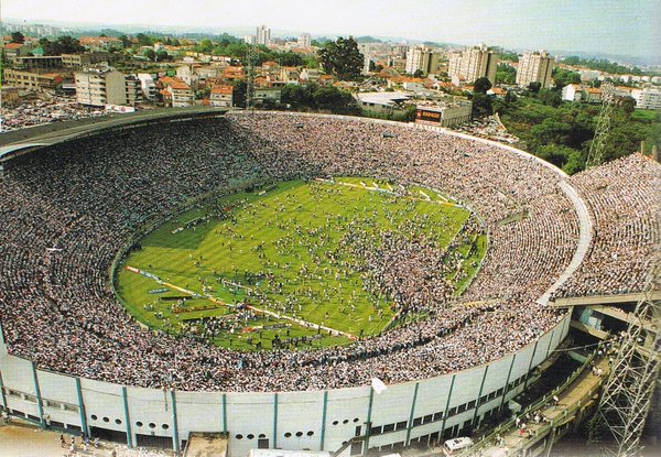FC Porto's Estádio das Antas in the 80s 🏟️