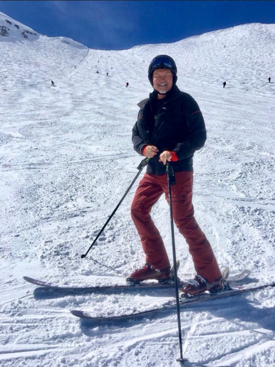 Myeloma doesn't stop Jim E from doing what he loves.  ⛷️ Call Berenson Cancer Center to help you do what you love! 📞 310-623-1222 
#Myeloma #BoneCancer #BloodCancer #LiveBetterLiveLonger #BerensonCancerCenter