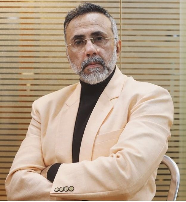 Dr.Syed Rizwan Ahmed ЁЯЗоЁЯЗ│ (@dr_rizwanahmed_) on Twitter photo рдЕрдЧрд░ рдореБрд╕реНрд▓рд┐рдо рд╣реЛрдХрд░ рдореБрд╕реНрд▓рд┐рдо рджреЗрд╢ рдЫреЛрдбрд╝рдирд╛ рдкрдбрд╝реЗ рдФрд░ рдХреЛрдИ рдореБрд╕реНрд▓рд┐рдо рджреЗрд╢ рд╢рд░рдг рди рджреЗ рддреЛ рдпреЗ рдЗрд╕реНрд▓рд╛рдо рдЫреЛрдбрд╝рдиреЗ рдХрд╛ рд╕рд╣реА рд╕рдордп рд╣реИ.. рд╕рд╣рдордд рд╣реИрдВ рддреЛ рдЬрдп рд╢реНрд░реАрд░рд╛рдо рд▓рд┐рдЦрдХрд░ рдЬреЛрд░рджрд╛рд░ рд╕рдорд░реНрдерди рдХрд░реЗЁЯФе рдЬрдп рд╢реНрд░реАрд░рд╛рдо рдЧреЛрд╡рд┐рдВрджрд╛ЁЯЩП рдЕрдЧрд░ рдореБрд╕реНрд▓рд┐рдо рд╣реЛрдХрд░ рдореБрд╕реНрд▓рд┐рдо рджреЗрд╢ рдЫреЛрдбрд╝рдирд╛ рдкрдбрд╝реЗ рдФрд░ рдХреЛрдИ рдореБрд╕реНрд▓рд┐рдо рджреЗрд╢ рд╢рд░рдг рди рджреЗ рддреЛ рдпреЗ рдЗрд╕реНрд▓рд╛рдо рдЫреЛрдбрд╝рдиреЗ рдХрд╛ рд╕рд╣реА рд╕рдордп рд╣реИ.. рд╕рд╣рдордд рд╣реИрдВ рддреЛ рдЬрдп рд╢реНрд░реАрд░рд╛рдо рд▓рд┐рдЦрдХрд░ рдЬреЛрд░рджрд╛рд░ рд╕рдорд░реНрдерди рдХрд░реЗЁЯФе рдЬрдп рд╢реНрд░реАрд░рд╛рдо рдЧреЛрд╡рд┐рдВрджрд╛ЁЯЩП