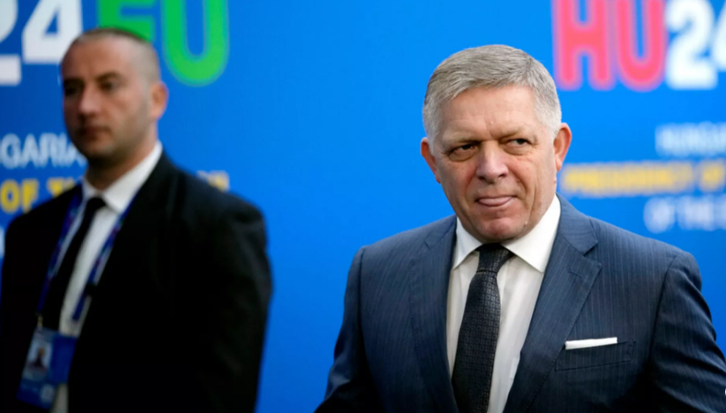 cnabreaking's tweet photo. #Slovakia Considers Reducing Support for Ukrainian Refugees Amid #Russian Gas Crisis

Read more: https://t.co/CWOFympC8Y https://t.co/TqIfxwcVaF