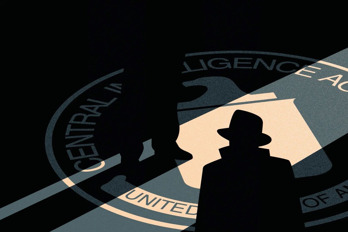 HelpfulThink's tweet image. 1/ The CIA has a history of operations so wild they sound like plotlines from a spy thriller. Let&apos;s dive into some of the most insane ones that were actually carried out or planned