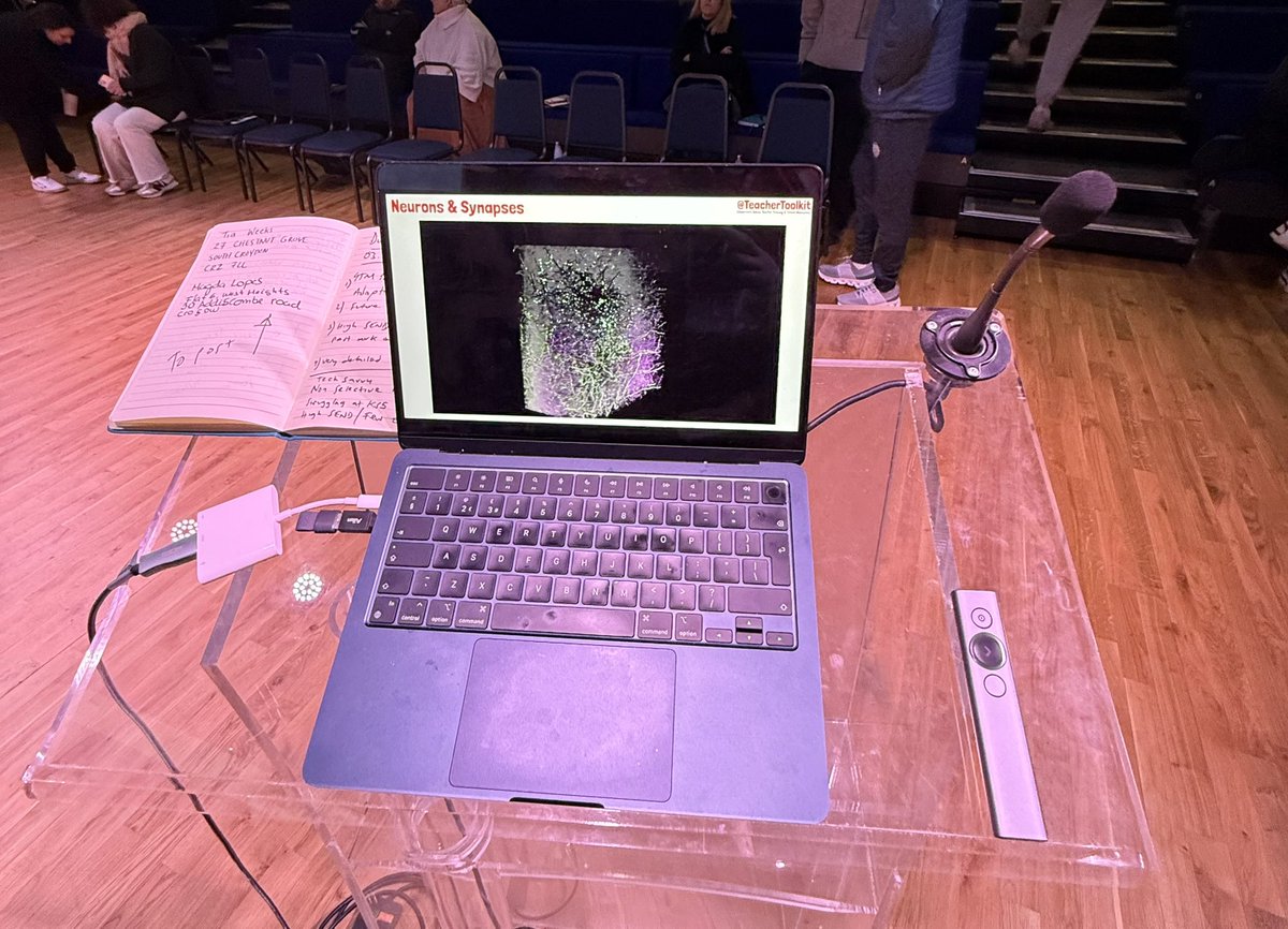 TeacherToolkit's tweet image. Thank you 🙏 to the wonderful staff at Dunottar School in #Reigate today for your hospitality and engagement with #GuideToMemory 🧠
Pleased to report they are ahead of the bell curve … 📊
Go teach at Dunottar? Some vaccines dunottarschool.com/about-us/vacan…
#TTkitCPD #WarriorLearning