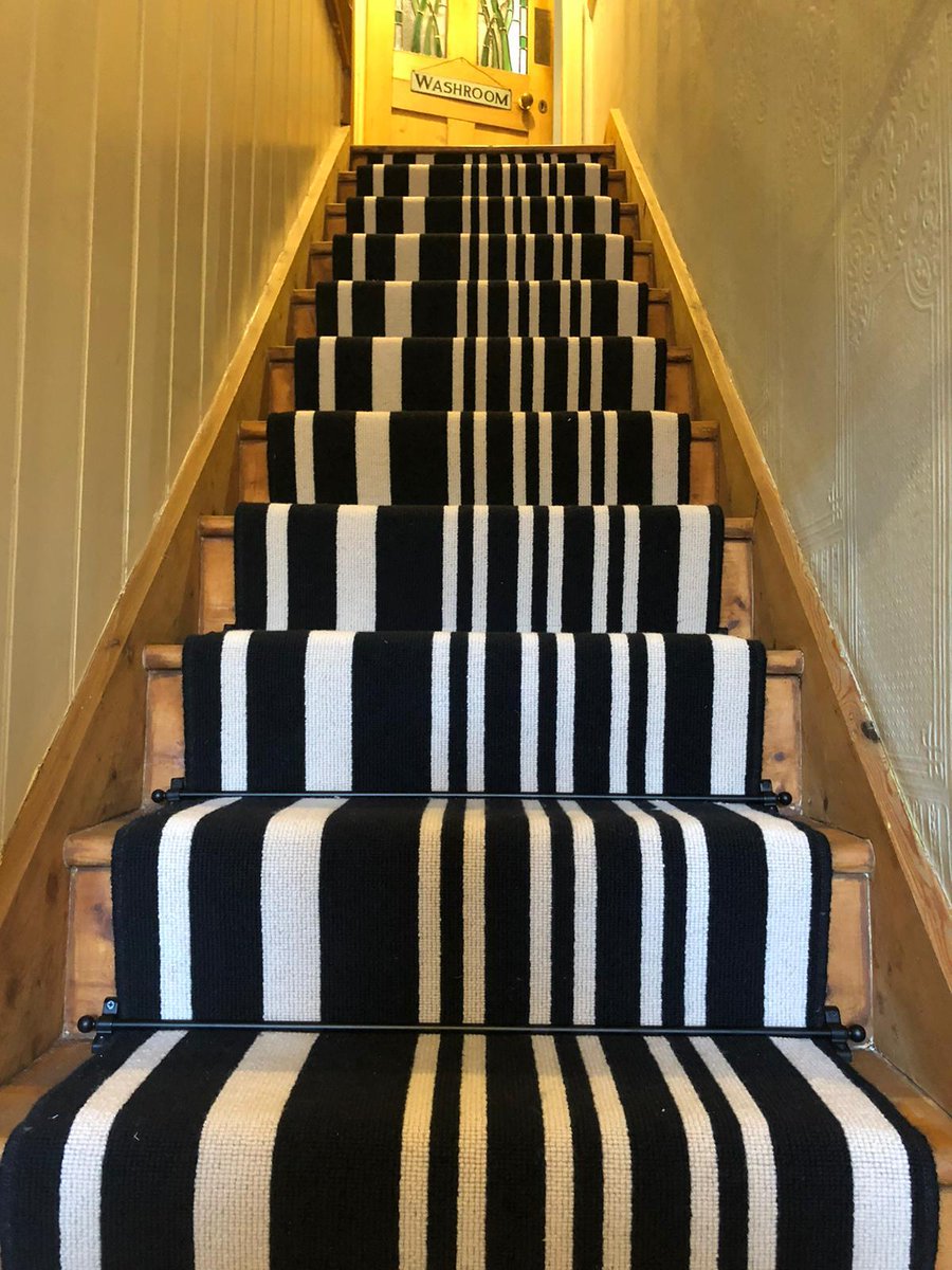 Update Magazine tweet media