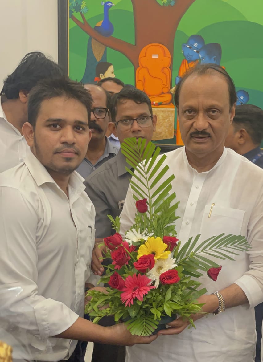 ArzanAhmed's tweet photo. 2/7/2023
With Deputy Chief Minister of Maharashtra and NCP AP President Ajit Dada Pawar @AjitPawarSpeaks .  #ajitpawar #ajitpawarspeaks  #ncpmaharashtra #ncpspeaksofficial #rashtrawadicongress https://t.co/Odt9uo012d
