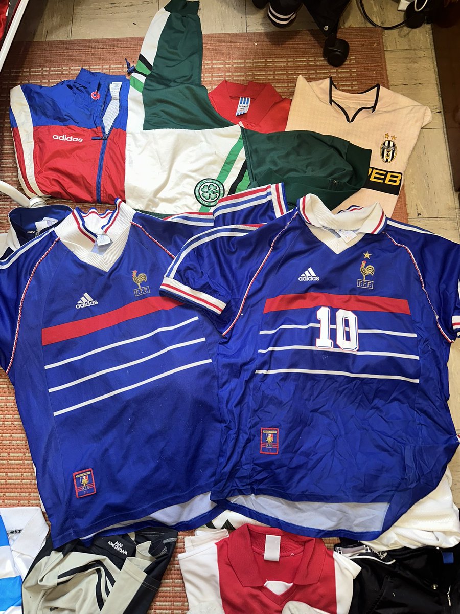 Tunisian Shirts Collector tweet media