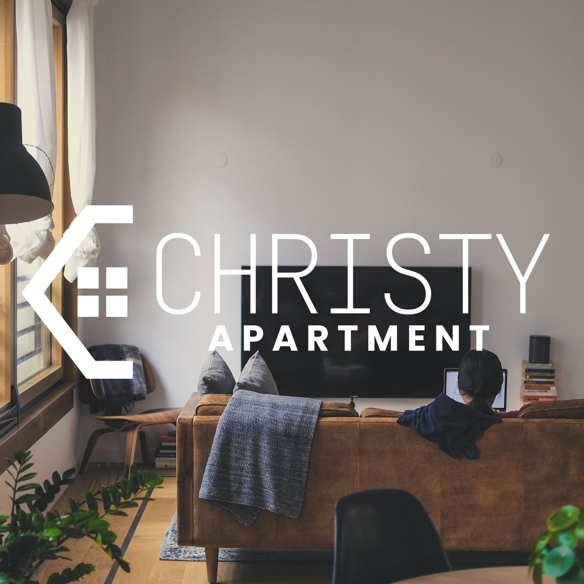 SimondahGOAT's tweet image. Trying to add Logo design to my skills this year 🙏🙏
Here’s a logo I designed for a client in real estate 🏡
What skills will you be adding to your portfolio this year 💼
#graphicdesign #GraphicDesigner #Logo #Logodesigner