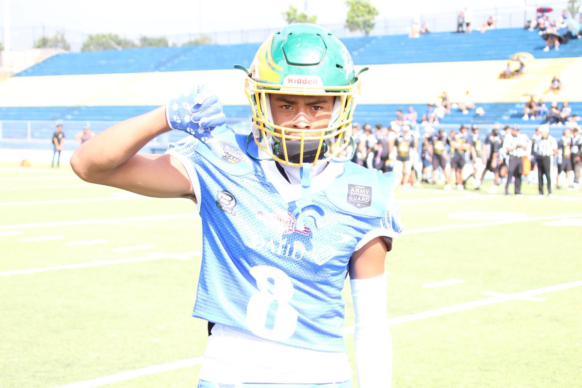 lukelahicks8's tweet image. Blessed to have been able to participate in the @808ProDay Senior All Star Game. Thank you to @RaymondMaae for this amazing opportunity to compete against boys all over Hawaii . ag2G🙏🏽
@Kaimuki_Fb @xTheDPGx @CoachMoses_PAD @iminlii @ADYoshikawa @Coach_Taura