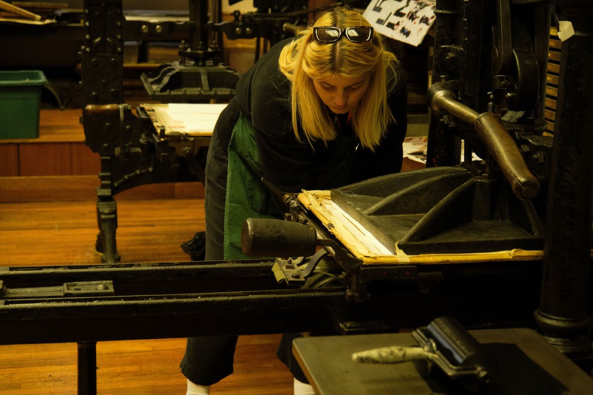 Join our first printing workshops of 2025! ✨

👉 Adana Letterpress, 8 January
👉 Letterpress Poster Printing, 22 January
👉 Wood Engraving, 25 January

More info and booking here 🔗 buff.ly/3P7urE5 

#WhatsOn #PrintWorkshops #Letterpress #PrintMaking #WoodEngraving