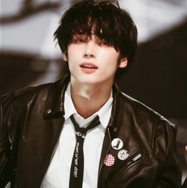 AboutMusicYT's tweet photo. Kai of TXT has donated 50 million won in support to the bereaved families of the Jeju Air Flight 2216 plane crash. https://t.co/iIHFLYVD1b