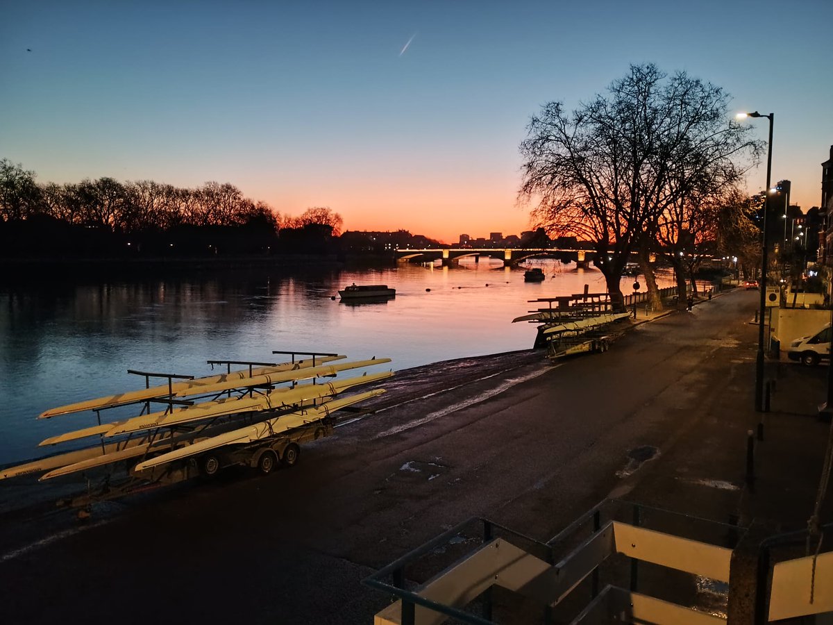 Back to work at the boat house for the J15s to Seniors this week. Stunning water for rowing and an ideal temperature for indoor training too! <a href="/kcsbcsa/">KCSBCSA</a> <a href="/kings/">king</a>