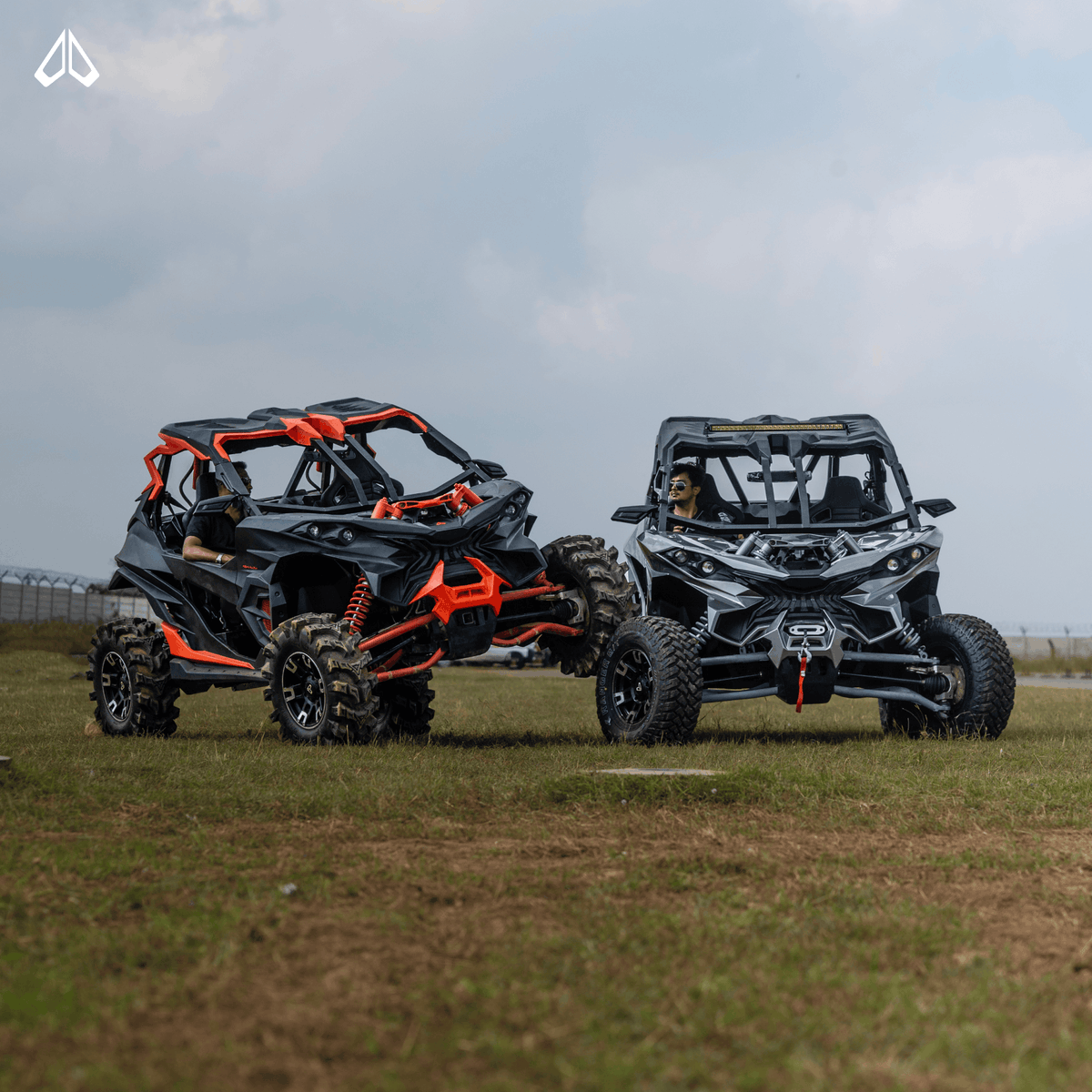 athonallterrain's tweet photo. What a journey! 
The Ashva series triumphed in 2024, conquering challenges with innovation. From Ashva 4x4 to 6x6, UT, &amp; 4S, we proved resilience, camaraderie, &amp; excellence. As 2025 nears, we rise stronger, aiming higher together. 
#ConquerEveryTerrain #BuiltByAthon https://t.co/XRCCysfqZ1