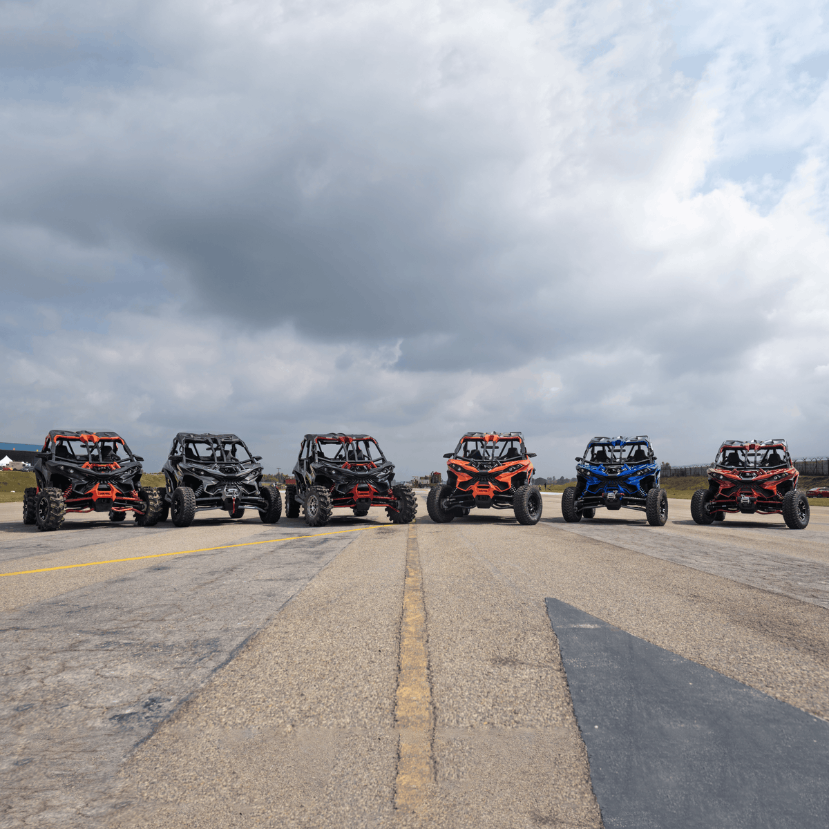 athonallterrain's tweet photo. What a journey! 
The Ashva series triumphed in 2024, conquering challenges with innovation. From Ashva 4x4 to 6x6, UT, &amp; 4S, we proved resilience, camaraderie, &amp; excellence. As 2025 nears, we rise stronger, aiming higher together. 
#ConquerEveryTerrain #BuiltByAthon https://t.co/XRCCysfqZ1