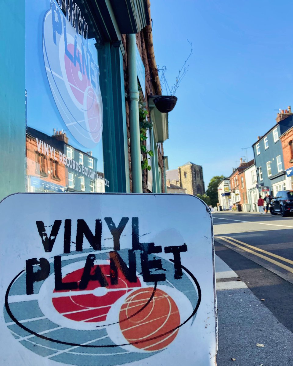 Vinyl Planet tweet media