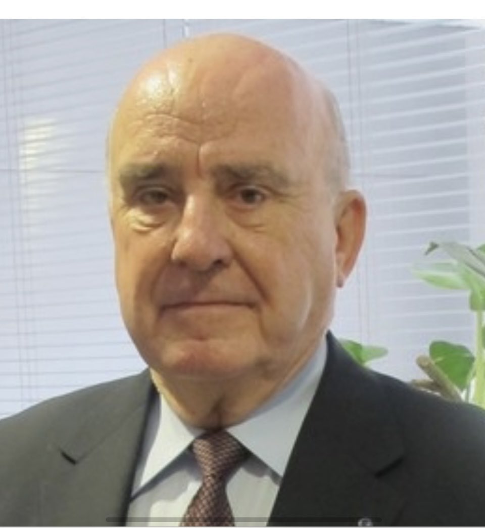 Ens ha deixat en Llibert Cuatrecasas, referent d’Unió Democràtica d Catalunya,on milità desde 1953.Catalanista, europeista i democristià.Diputat al Parlament i al Congrés dels Diputats i membre l’Assemblea Parlamentària dl Consell d’Europa.El meu condol a la Guiomar i família ACS