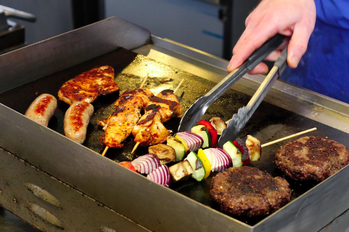 It’s not really the weather right now ❄️ but we’re already planning ahead for summer barbecues🔥

If you fancy a classic menu with burgers and kebabs or want to go all out with salmon fillets, rib eye steak and cauliflower steak, our team will create it:

carringtons-catering.co.uk/carringtons-ca…