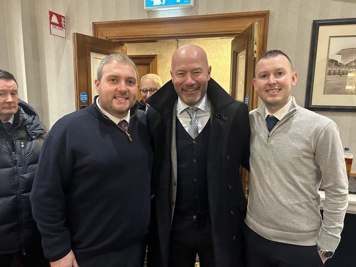 Craig Edwards tweet media