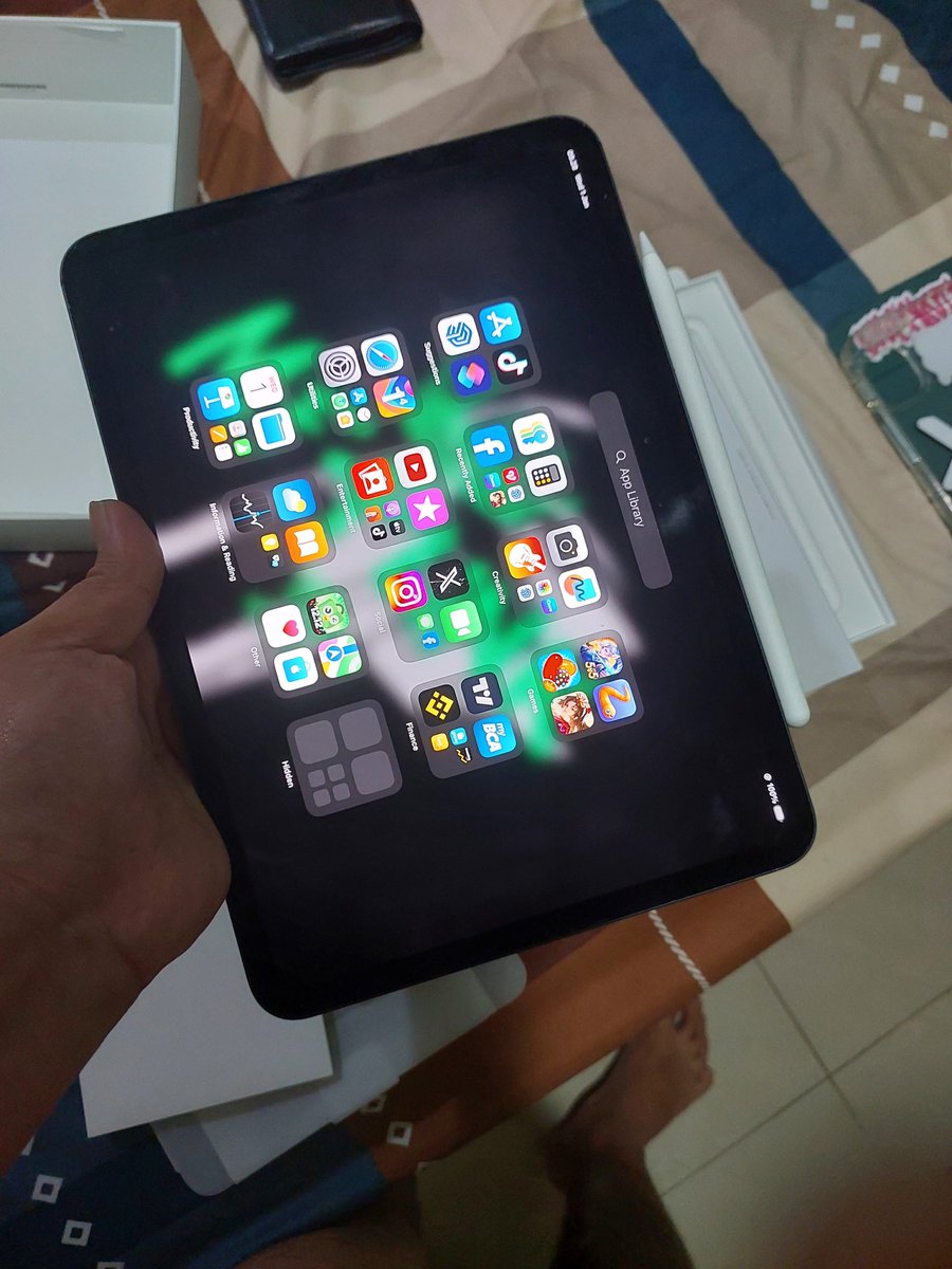JrdnaBevan's tweet photo. @hrdbacot Mincot izin jualan ya.

iPad Pro M4 2024
Wi-Fi only
256 gb 
Space black
Include Apple Pencil pro nya juga
Pembelian 27oct2024
15jt nett 
Boleh nego colek di dm
Alasan dijual lagi kena musibah. https://t.co/daaSkuThwN