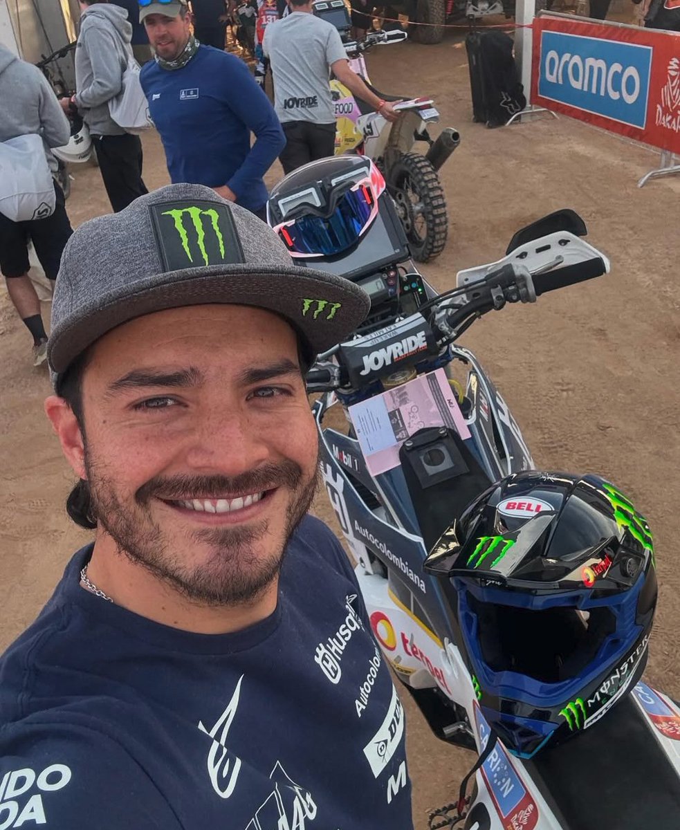Inició el Rally <a href="/dakar/">DAKAR RALLY</a> 2025 y el piloto colombiano Francisco Álvarez debuta al mando de una Husqvarna. En el prólogo se ubicó en el P69 de la categoría Rally2 con 23'10" a 6'07"del español Edgar Canet (KTM).
#Dakar2025