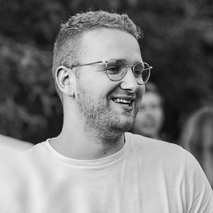 mc2mcbe's tweet photo. We’re thrilled to announce that @CloudJDF has joined our MC2MC Crew! 🚀 

Please join us in giving Jens a warm welcome as we embark on this exciting journey toward new workplace horizons for our community!  

#MC2MC #Community #CommunityPower #W365 #AVD #Intune https://t.co/uGXDqFlU1m