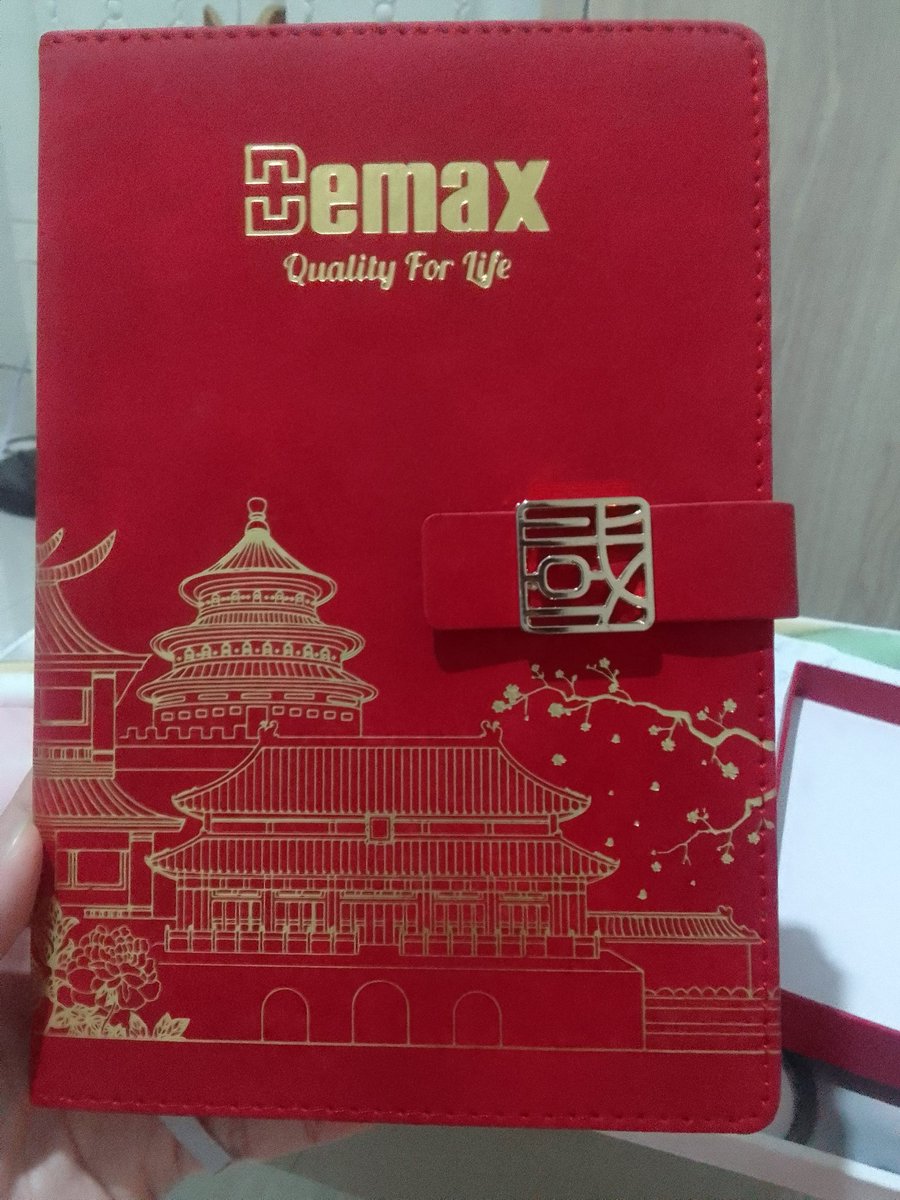 wonbinjerman's tweet image. pernh ga lu belajar pake buku china