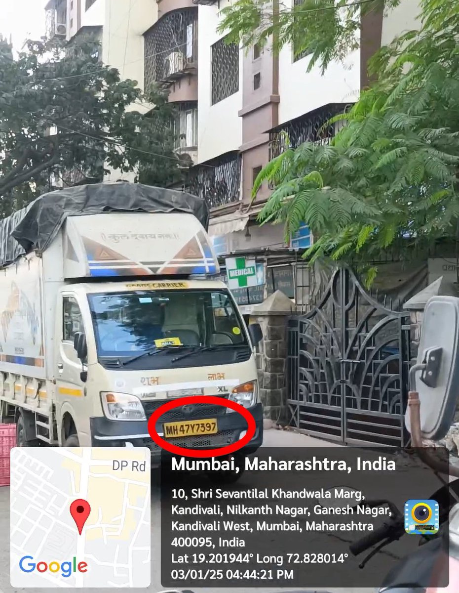 satya98679's tweet photo. Dear @MTPHereToHelp
@mybmc @MumbaiPolice
Every day, a tempo is parked outside the gate of Kandivali Mitnayan Co-Op Soci building near Thakkar Dairy,Old Link Road, Kandivali(W) This blocks the way and causes inconvenience to the residents in the area.Kindly take immediate action. https://t.co/3rfgmQ7Zrz