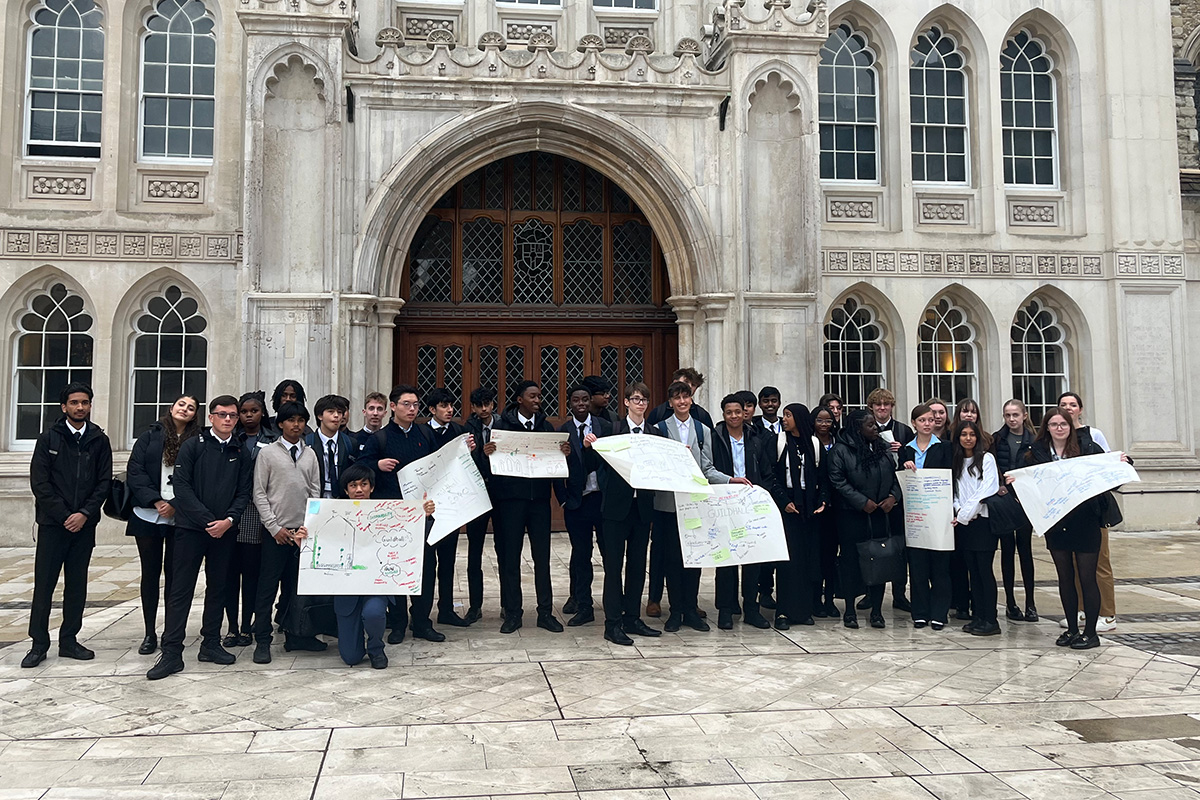 LFArchitecture's tweet photo. Complete @nlalondon's #SkillsForPlaces survey for young people! If you’re a young person, let them know your current understanding of careers in the #builtenvironment including planning, architecture, engineering, and construction.

Complete survey! 👇
https://t.co/MS0rqnDfBT https://t.co/hVvO1ZiKQH