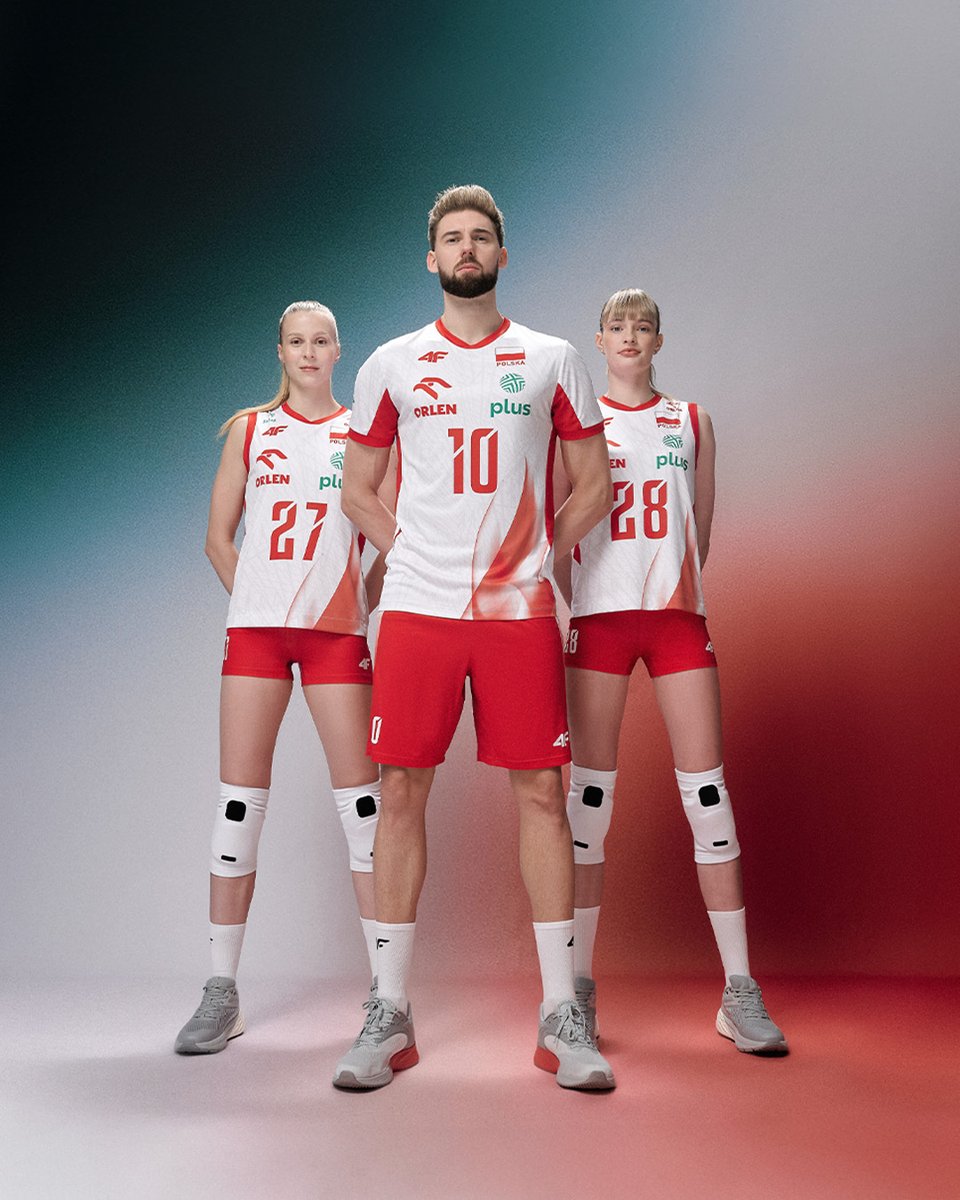 4F_official tweet media