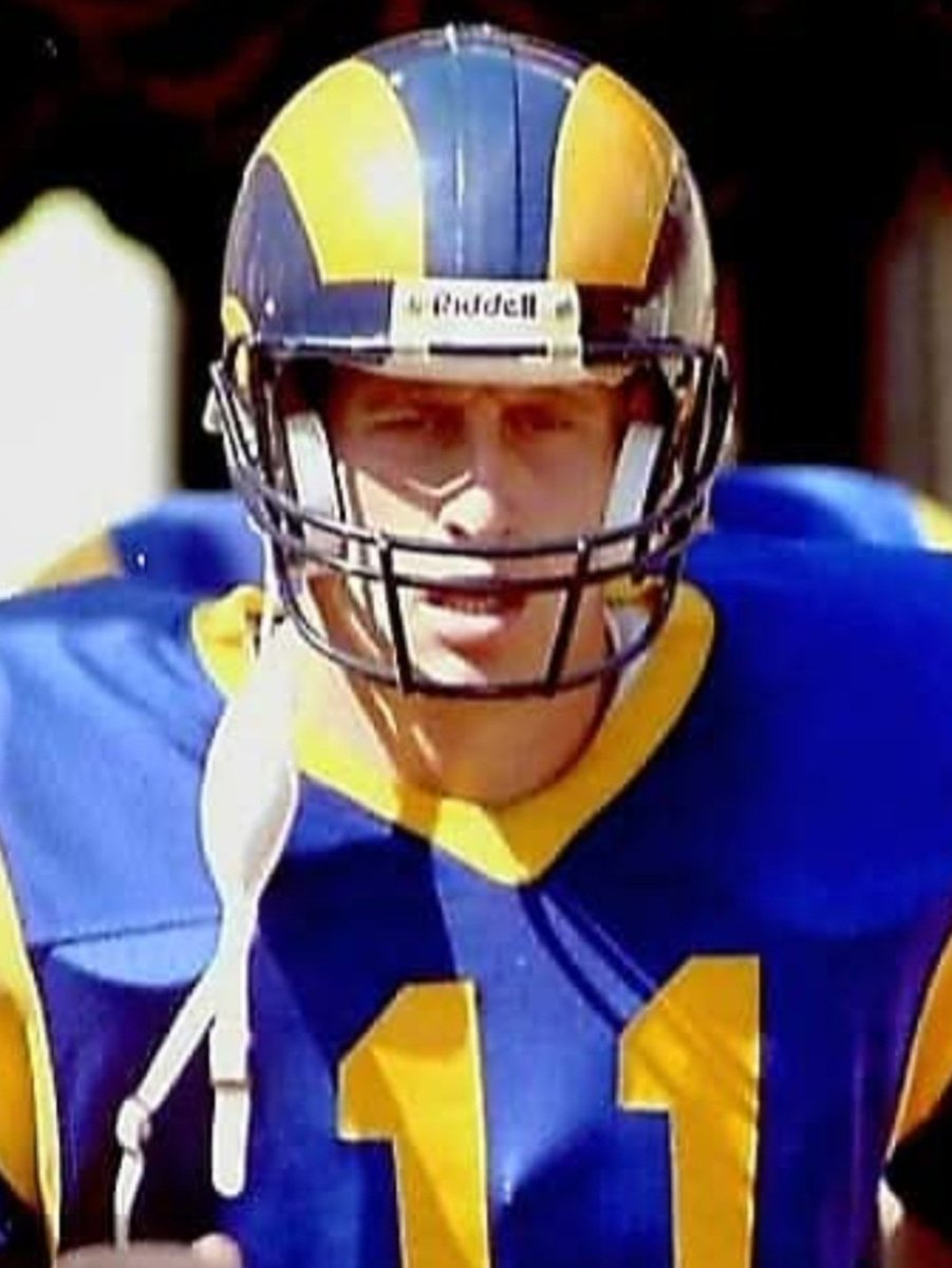 yep_henry's tweet photo. WISHING A VERY HAPPY BIRTHDAY TODAY TO RAM GREAT AND FRIEND 
( QB JIM EVERETT #11 )....
HAVE A GREAT DAY TODAY  BUD. https://t.co/nLoaP2nWLf