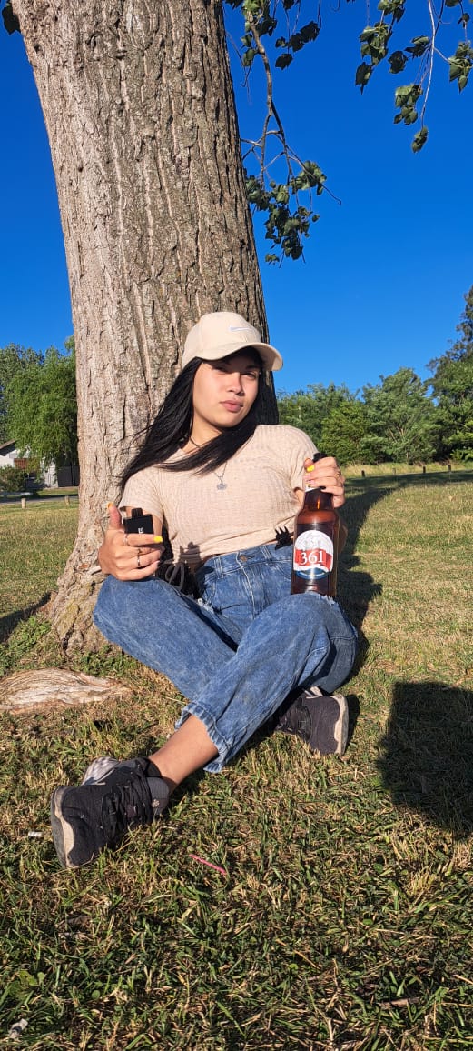 Vive Que La Vida Es Una 🤎