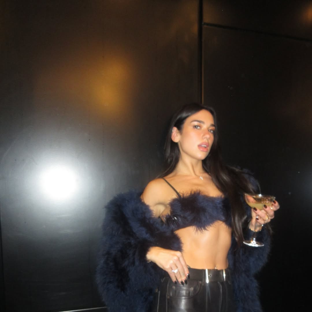 DUA LIPA tweet media