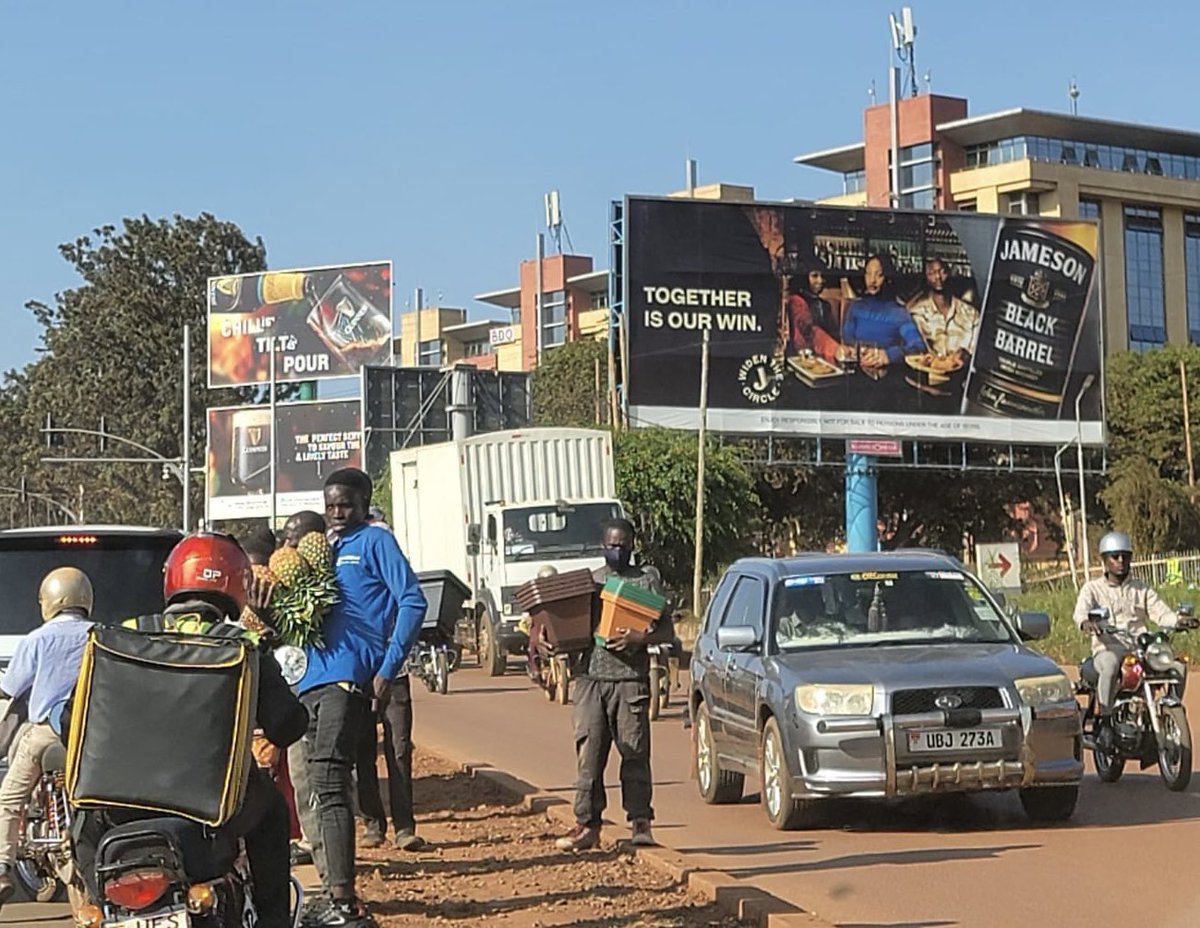 Our NIH funded study shows youth in #Uganda exposed to #alcohol ads &amp; permissive #socialnorms are more likely to intend to drink. We recommend focus on marketing &amp; to shift norms to curb underage drinking. Article available #openaccess: pmc.ncbi.nlm.nih.gov/articles/PMC11… #globalhealth 🇺🇬🌍