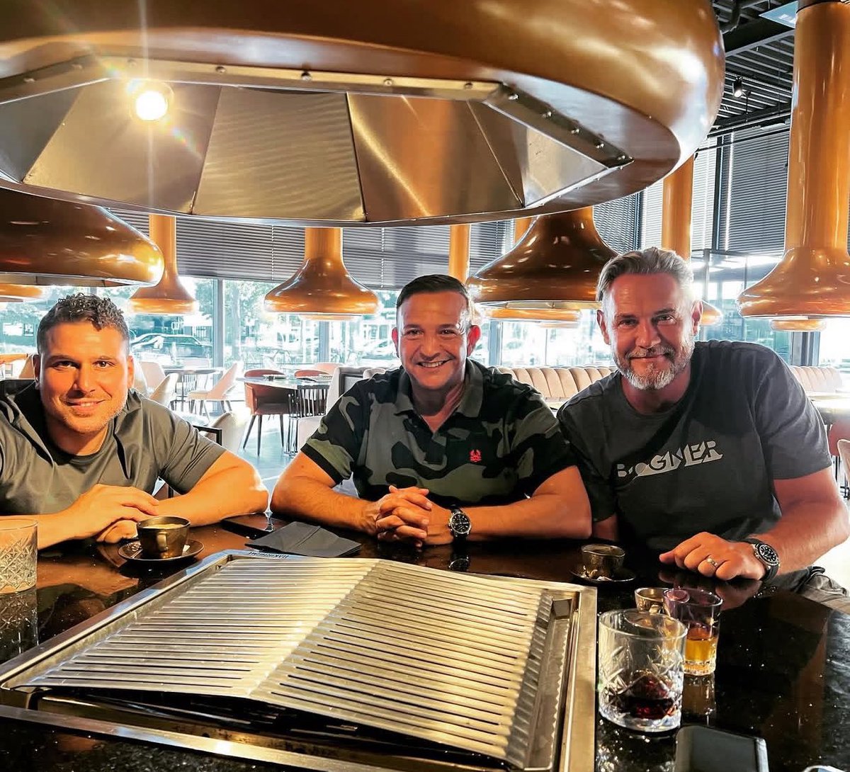 varbian12's tweet image. Those who think it is not cool to be kind are cold-hearted