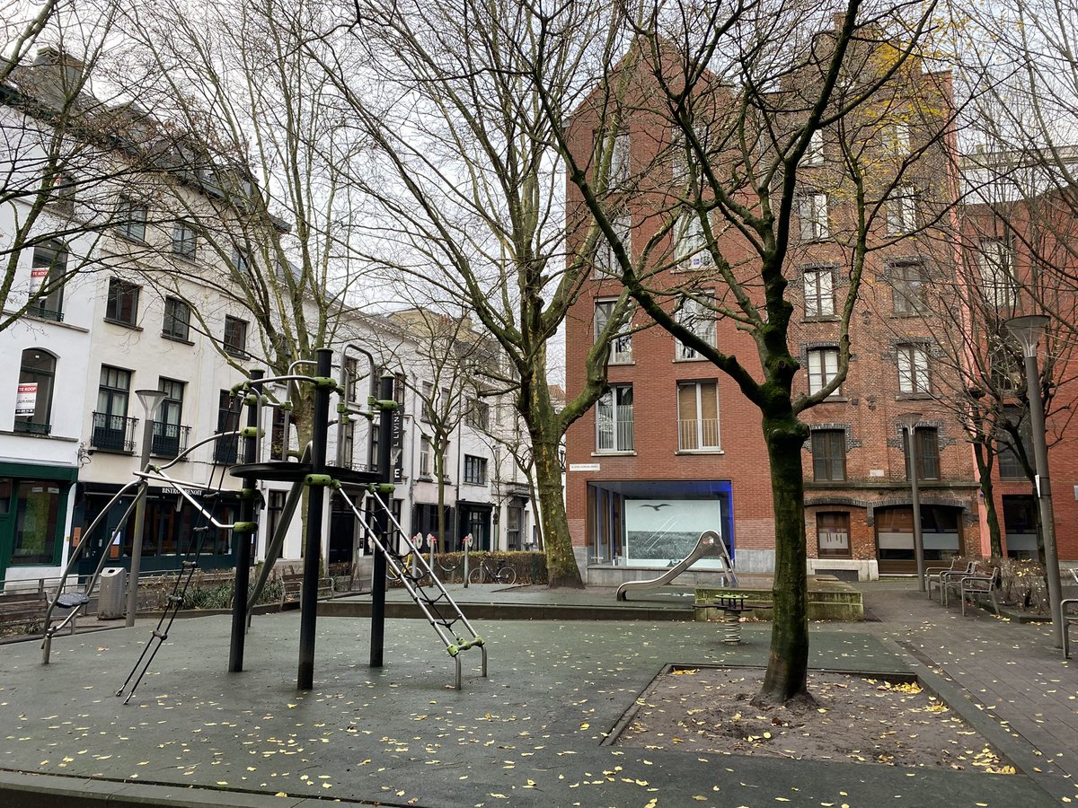 RussOakey tweet media