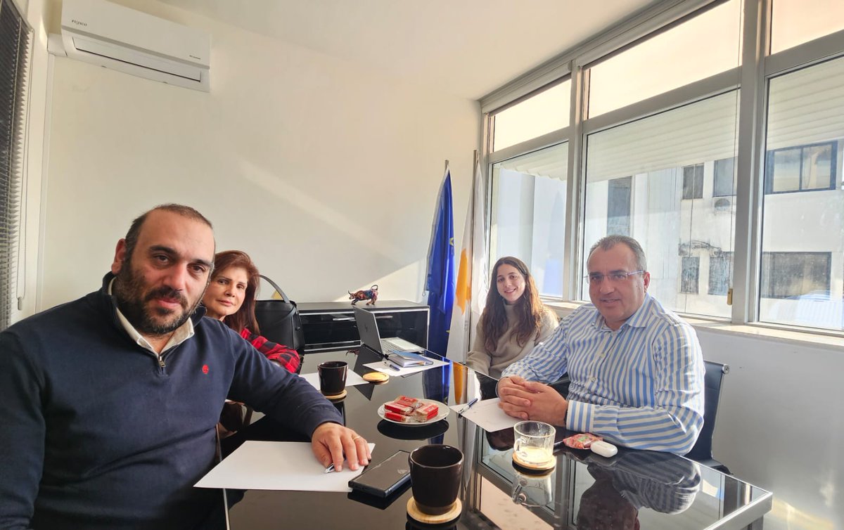 Πρώτη συνάντηση του 2025 στο γραφείο μου στη Λευκωσία, με επίκεντρο την εξεύρεση ουσιαστικών λύσεων για την κοινωνία μας.
Με τον <a href="/yianniskarousos/">Yiannis Karousos</a>, Πρόεδρο του ΕΟΑ Αμμοχώστου, συζητήσαμε το κοινό μας όραμα για τη δημιουργία Κέντρου Αυτισμού, με στόχο την παροχή εξειδικευμένων