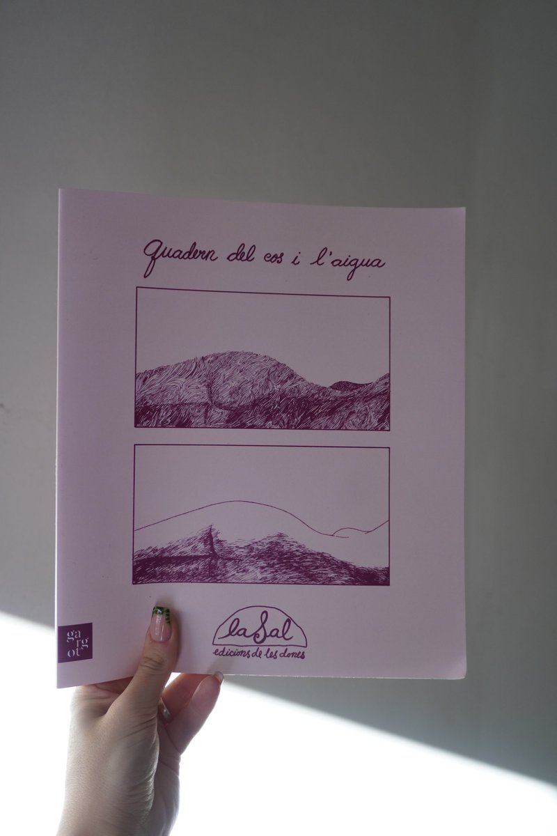 Els primers rajos de sol de l'any, amb els primers llibres de l'any:

🌳La història de Roma (J. Bértholo)
🩶Fractura (N. Armengol) 
🌸Quadern del cos i l'aigua (M. Chordà i M. Clavé)