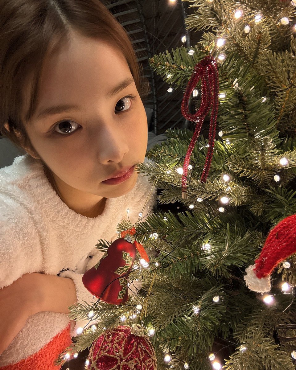 adyapics_'s tweet photo. [📸] SEOWON UPDATE

#에이디야 #ADYA
#SEOWON #서원
@ADYA_official https://t.co/XhYWhFPYRn