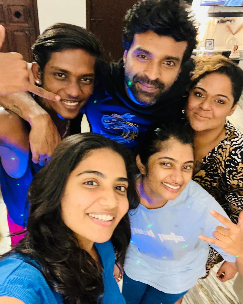 RednoolOfficial's tweet image. Bigg Boss Squad 💥 Sathya | Jeffrey | Anshitha | Archana | Ramya | Rednool
#BiggBoss8 #BiggBossTamil #BiggBossTamil8 #Rednool