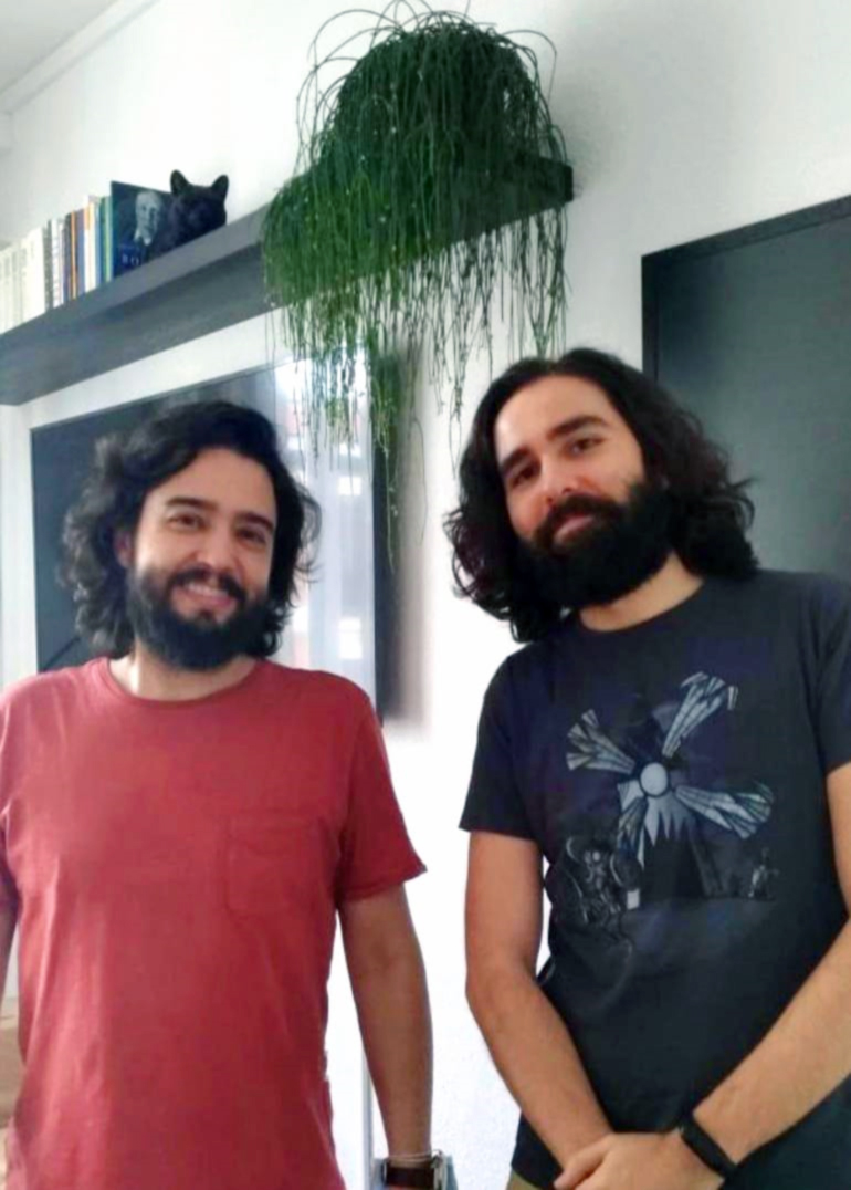 J.J. Muñoz-Rengel (@jjmunozrengel) on Twitter photo ¡El imaginador Miguel Garrido de Vega entre los finalistas del Premio Nadal! Enhorabuena, Miguel, pase lo que pase, es una novela formidable.
#EscueladeImaginadores
escueladeimaginadores.com/%e2%96%8ael-im… ¡El imaginador Miguel Garrido de Vega entre los finalistas del Premio Nadal! Enhorabuena, Miguel, pase lo que pase, es una novela formidable.
#EscueladeImaginadores
escueladeimaginadores.com/%e2%96%8ael-im…