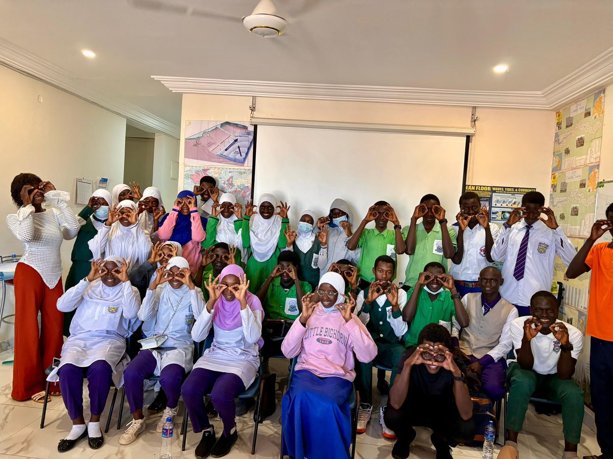 We kicked off the new year with our “Dive Into Marine Science” programme. Students from the greater Banjul area, got a chance to learn about this disciplinary subject through interactive activities.