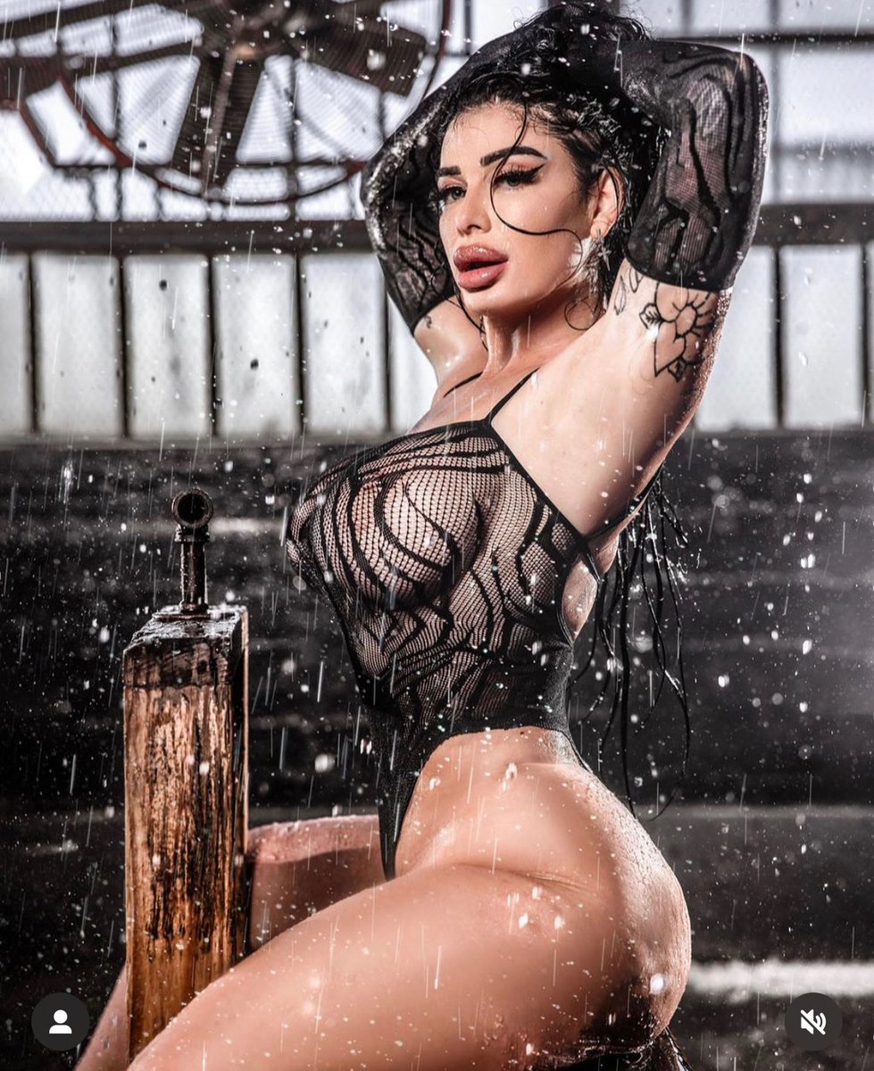@jillybarbiee tweet media