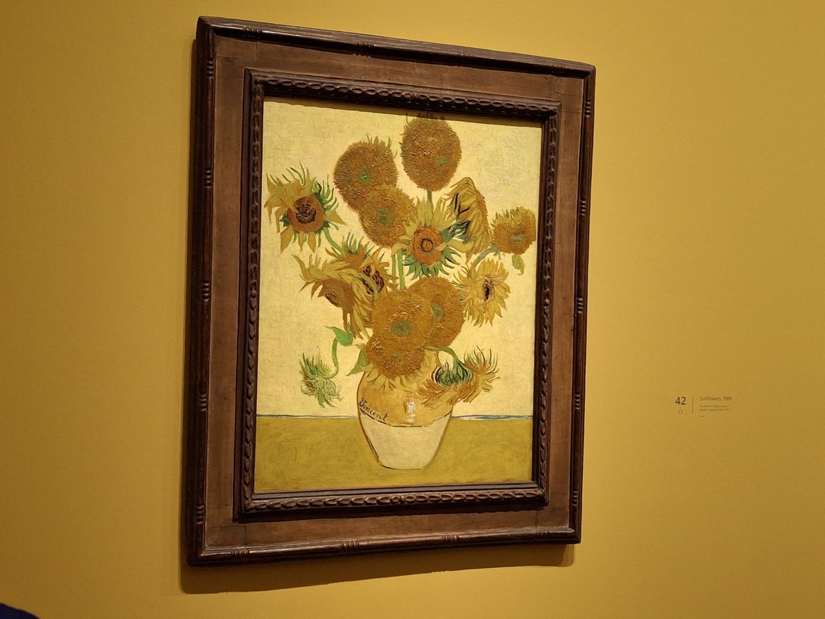 StephensLDN's tweet image. A wonderful show of #vangogh pictures @NationalGallery Not just the showstoppers like Starry night and Sunflowers but many lesser known but equally great pictures. Only a few days left for the fabulous show.