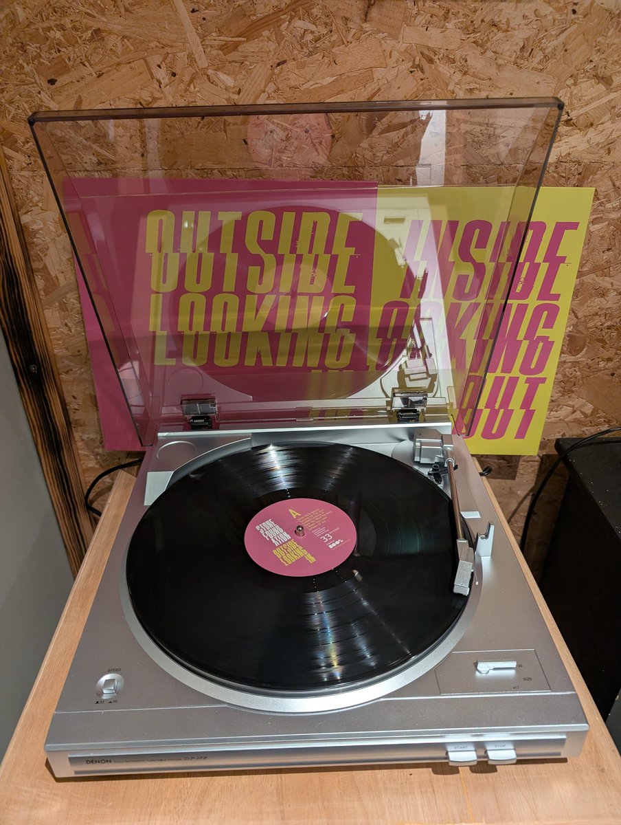 Decided to buy a <a href="/DenonAmerica/">Denon</a> record player so what better to start off my collection than <a href="/stonefoundation/">Stone Foundation</a> <a href="/NeilSheasby/">Neil Sheasby</a> #outsidelookingin #retro #music #chill