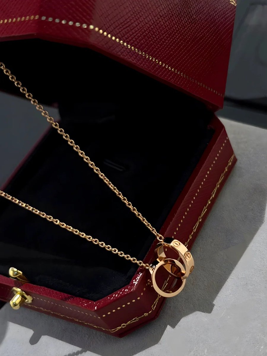 mWVuiEBc's tweet image. The pendant, a single tear of polished amber, hung suspended, catching the firelight and whispering tales of forgotten summers.