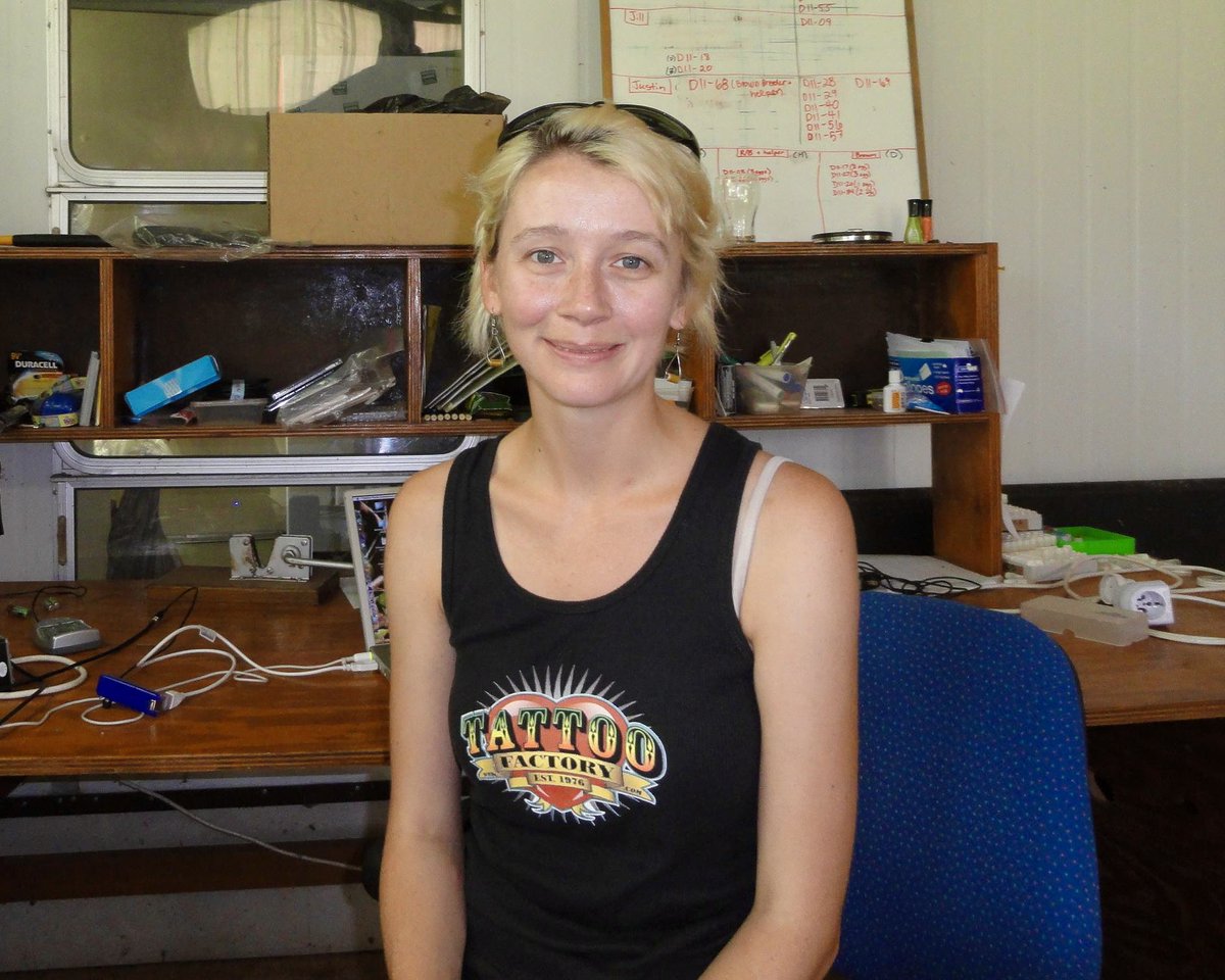 Dan Baldassarre (@evornithology) on Twitter photo My wonderful friend, Emma Greig, tragically passed on Christmas Eve after a cancer battle. Emma was the Project Leader of <a href="/Feederwatch/">Project FeederWatch</a> at <a href="/CornellBirds/">Cornell Lab</a>. She was also a prolific field ornithologist, and I was lucky to work with her on many fairywren projects. 1/2 My wonderful friend, Emma Greig, tragically passed on Christmas Eve after a cancer battle. Emma was the Project Leader of <a href="/Feederwatch/">Project FeederWatch</a> at <a href="/CornellBirds/">Cornell Lab</a>. She was also a prolific field ornithologist, and I was lucky to work with her on many fairywren projects. 1/2