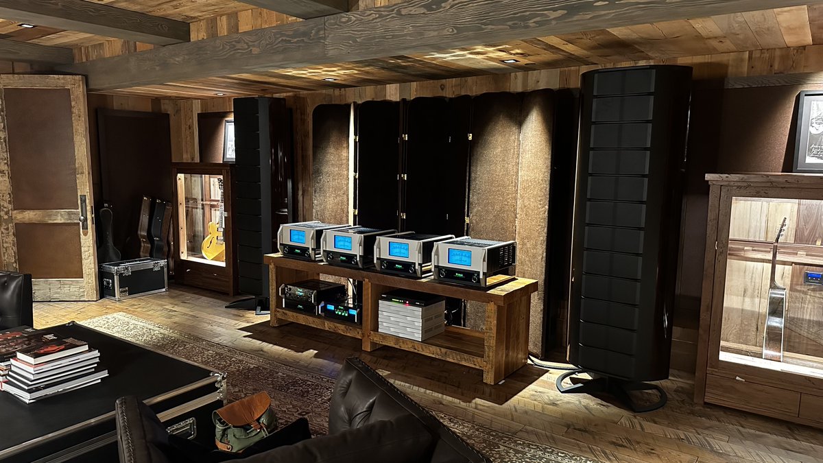 Wisdom Audio (@wisdom_audio) on Twitter photo Welcome to a realm where music isn't just heard—it's felt, lived, and revered. Imagine a place where the elegance of a 2-Channel Wisdom Series LS4 music listening haven within the grandeur of a guitar museum. <a href="/mcintoshlabs/">McIntosh Laboratory</a>
#audiophile #planarspeakers #linesourcespeakers Welcome to a realm where music isn't just heard—it's felt, lived, and revered. Imagine a place where the elegance of a 2-Channel Wisdom Series LS4 music listening haven within the grandeur of a guitar museum. <a href="/mcintoshlabs/">McIntosh Laboratory</a>
#audiophile #planarspeakers #linesourcespeakers