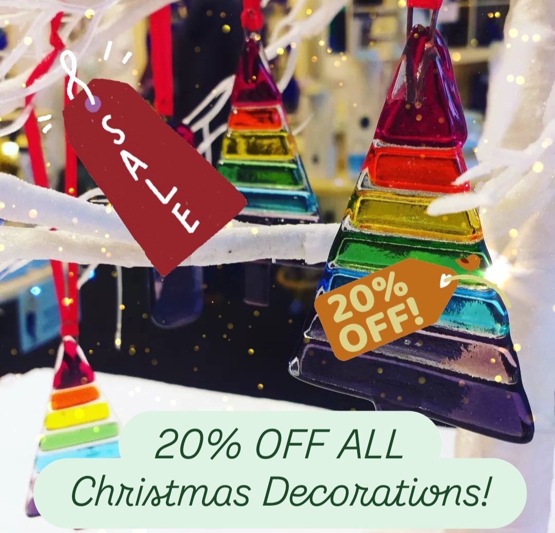 📷

#SALE 20% Off all our #handmade #fusedglass #Christmas #decorations. Available #online and #instore 🎄 #LimitedStock 
(*discount added at the checkout).
The BBG Team 
bristol-glass.co.uk 
BUY HERE >>> bristol-glass.co.uk/collections/ch…
#HappyNewYear2025